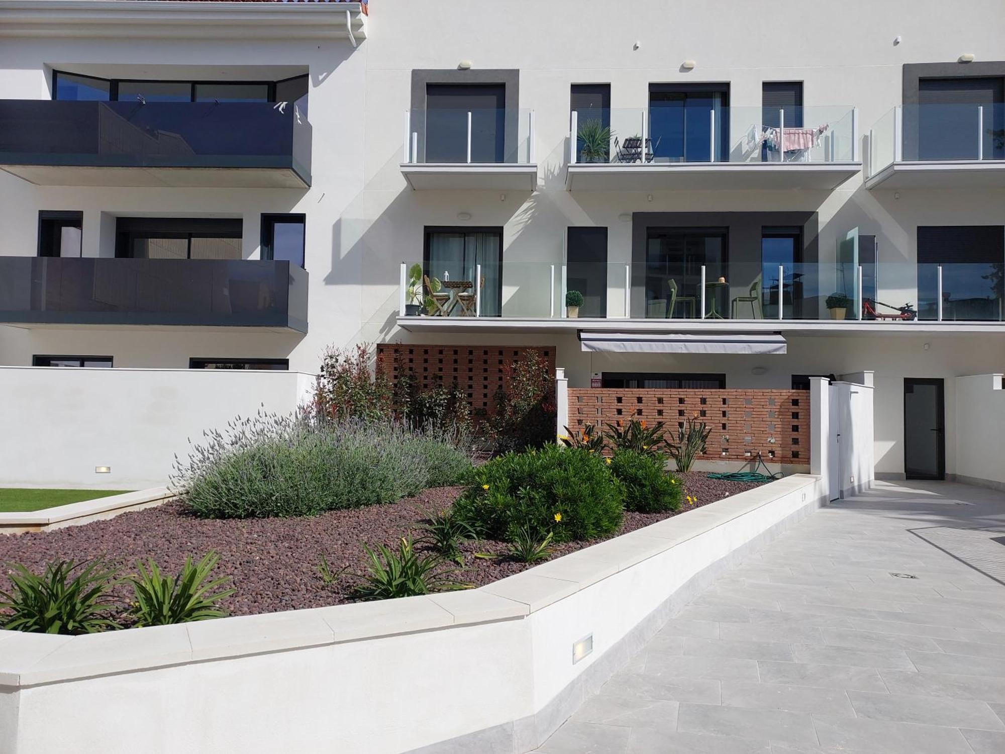 New Beside Sitges With Pool Beside Beach Виланова-и-ла-Желтру Экстерьер фото