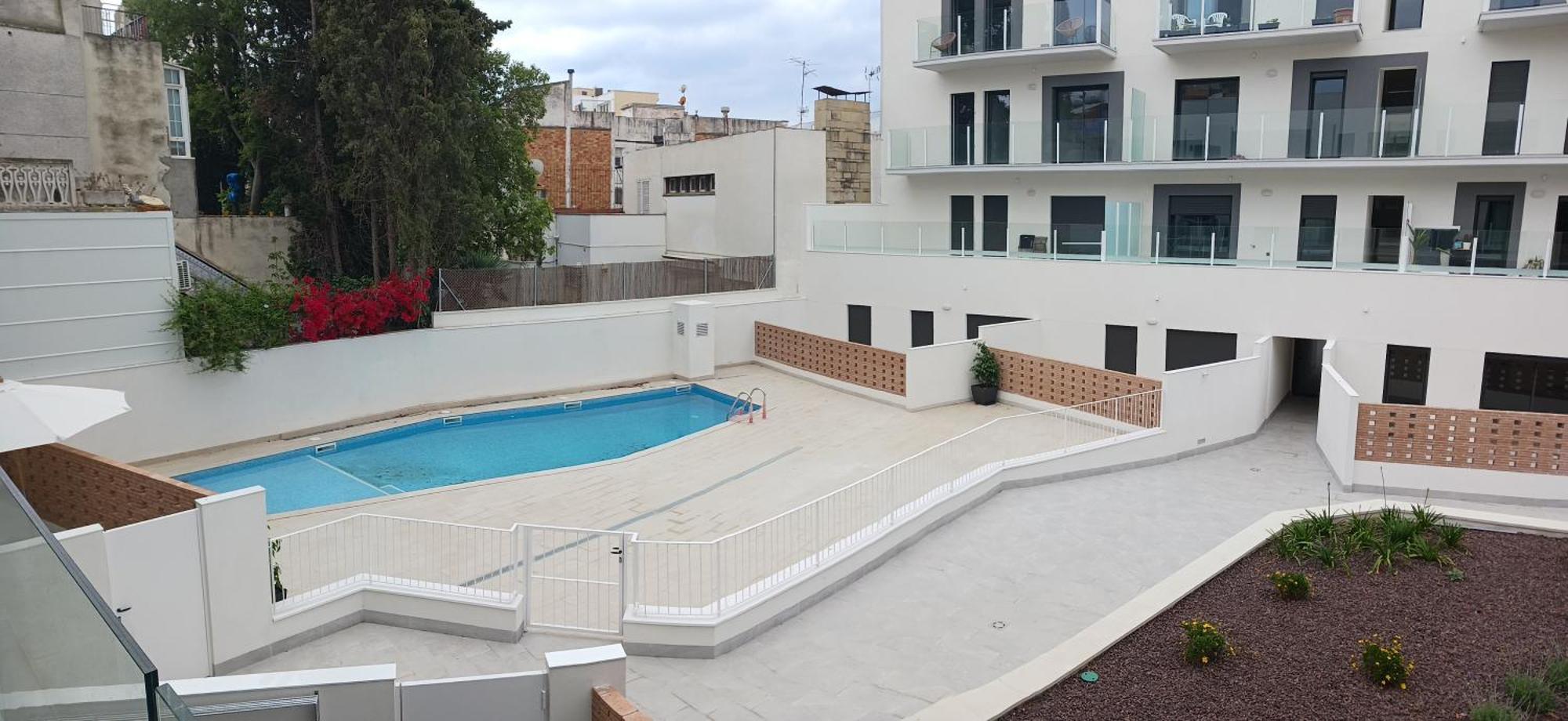 New Beside Sitges With Pool Beside Beach Виланова-и-ла-Желтру Экстерьер фото